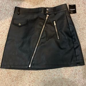 Leather skirt
